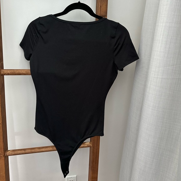 Hollister Soft Stretch Seamless scoop-neck bodysuit - Picture 4 of 6